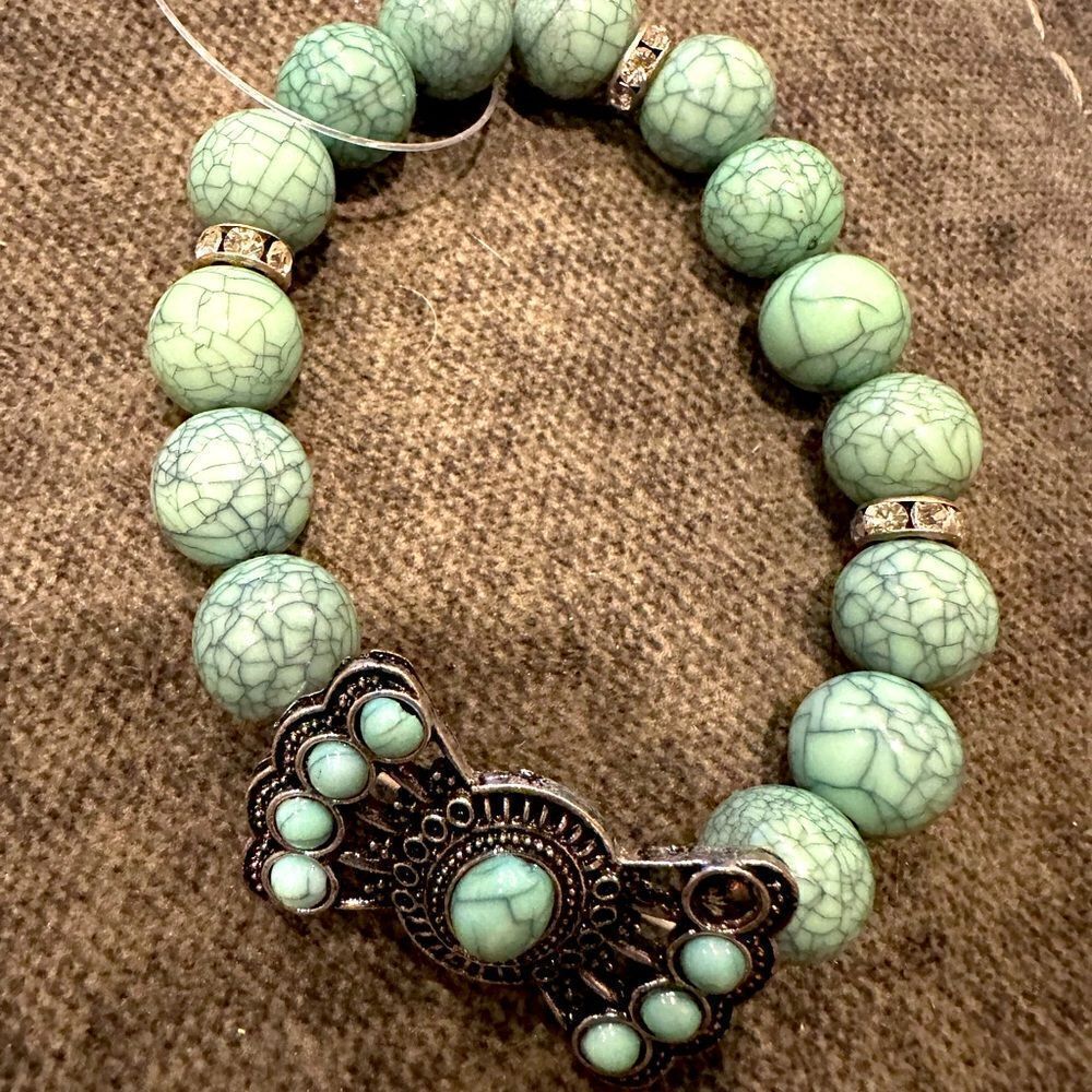 Blue beaded stretch bracelet